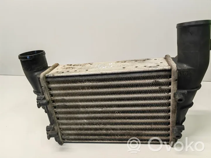 Volkswagen PASSAT B5 Intercooler radiator 058145805G