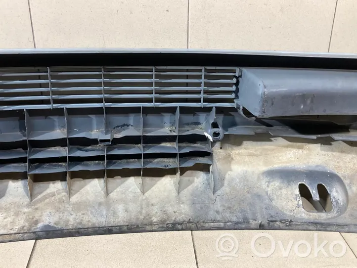 Volkswagen II LT Front bumper 2D0807102