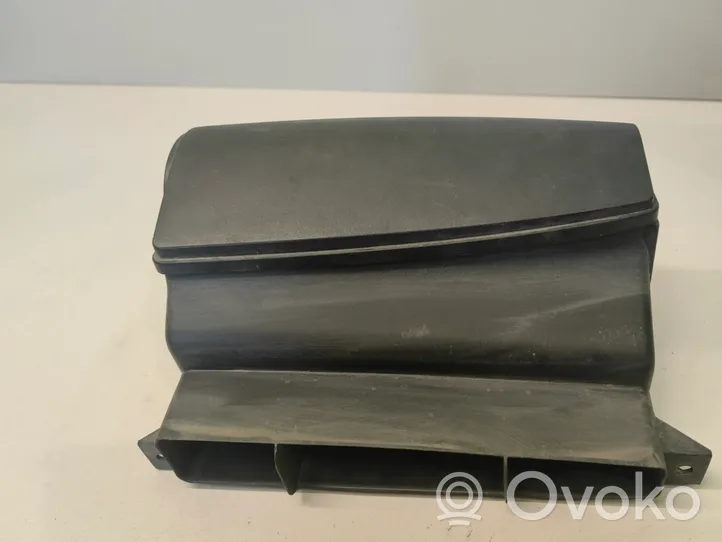 Volkswagen Touran I Air intake duct part 1K0805965J