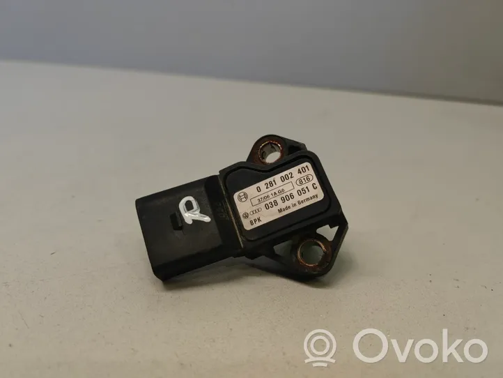 Volkswagen PASSAT B6 Air pressure sensor 038906051C