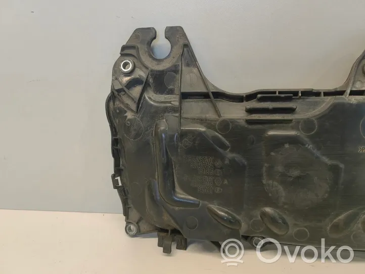 Renault Trafic II (X83) Couvercle cache moteur 8200672464