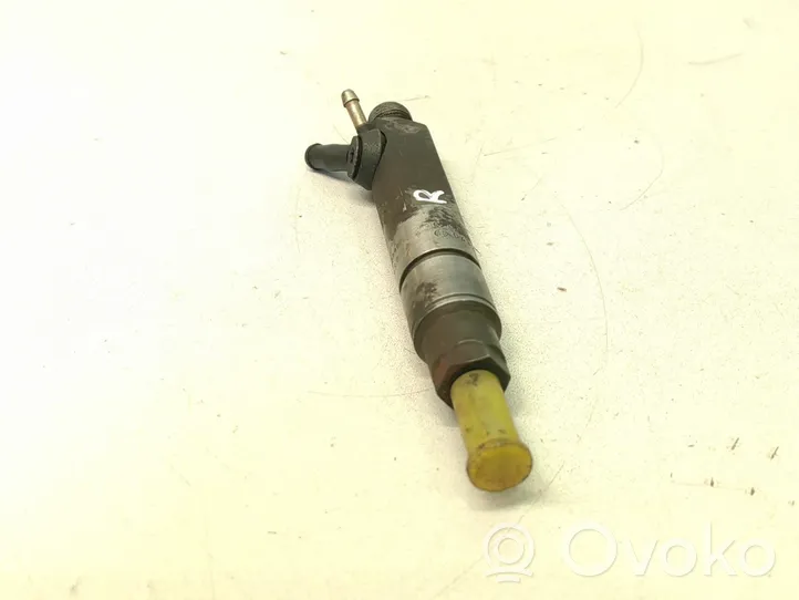 Volkswagen Transporter - Caravelle T4 Injecteur de carburant 074130201C