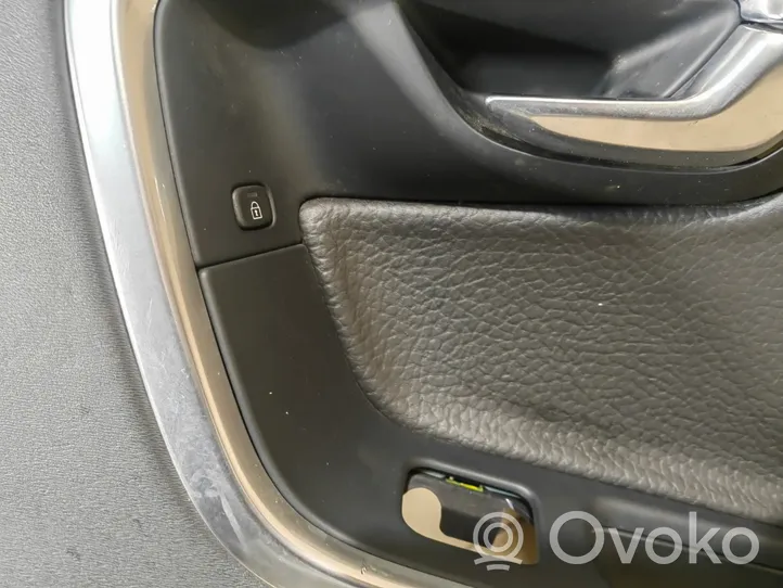 Volvo S60 Apmušimas galinių durų (obšifke) 8635883