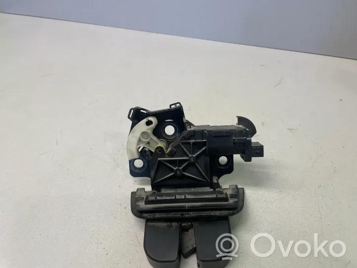 Audi A4 S4 B7 8E 8H Blocco/chiusura/serratura del portellone posteriore/bagagliaio 8P4827505C