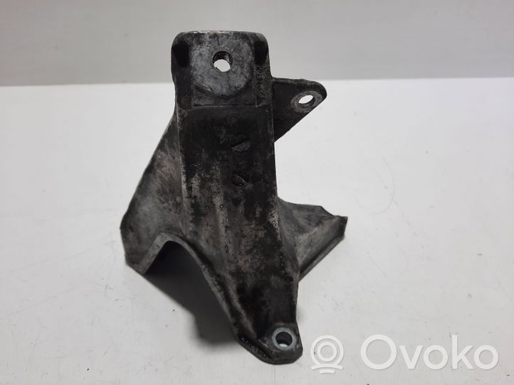 Audi A4 S4 B6 8E 8H Support, suspension du moteur 8E0199308D