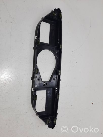 Volkswagen Touareg II Cornice altoparlante centrale cruscotto 7P6858863