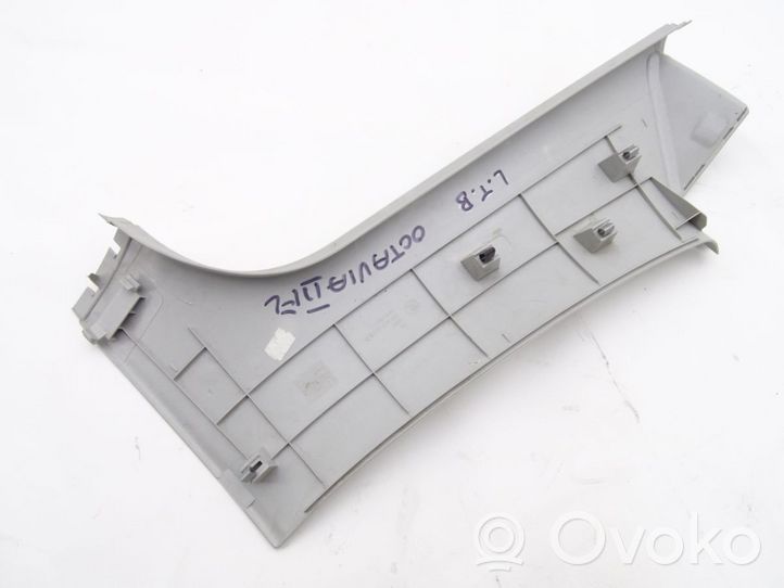 Skoda Octavia Mk2 (1Z) Rivestimento vano della ruota di scorta 1Z9868247E