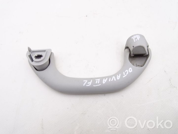 Skoda Octavia Mk2 (1Z) Set rivestimento 6Y0857607M