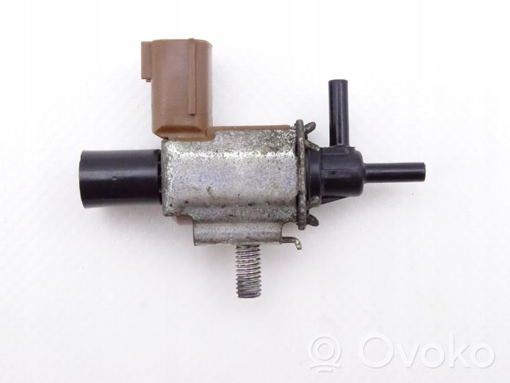 Mazda B2600 Turboahtimen magneettiventtiili K5T46591