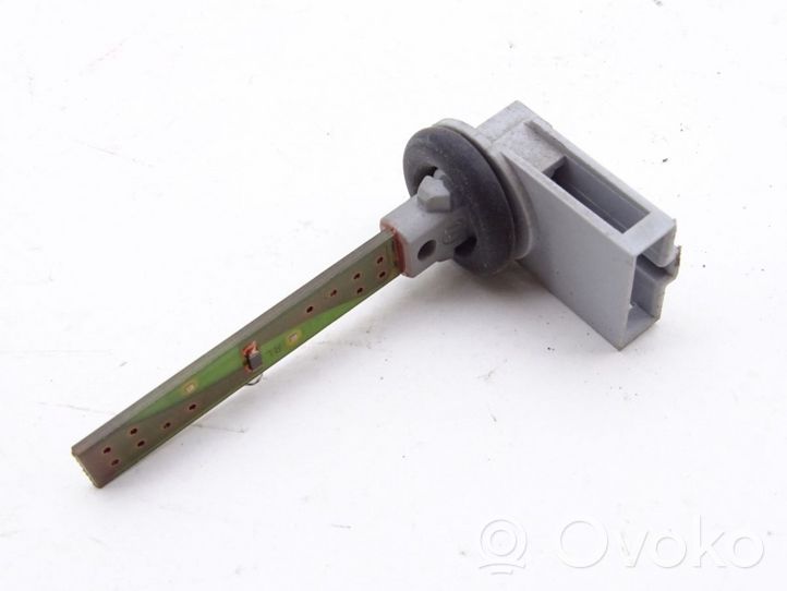 Audi A6 Allroad C5 Ārējā temperatūras sensors 4B0820539