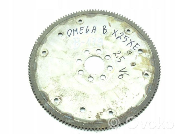 Opel Omega B1 Smagratis 