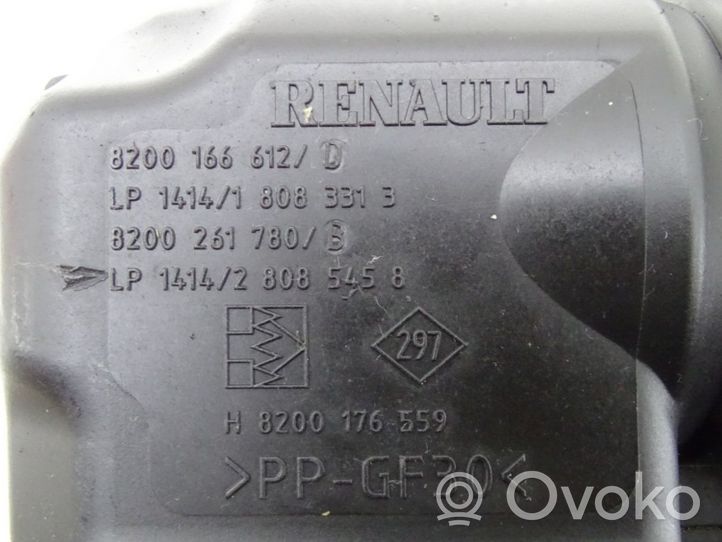 Renault Megane II Air filter box 8200166612
