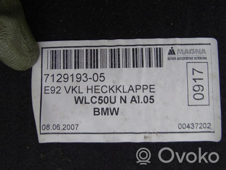 BMW 3 E92 E93 Alustakaukalon kuvun kansi 7129193