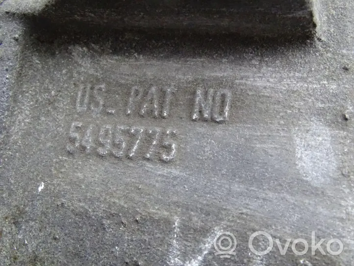 Opel Vectra C Pavarų dėžės detalė 5495775
