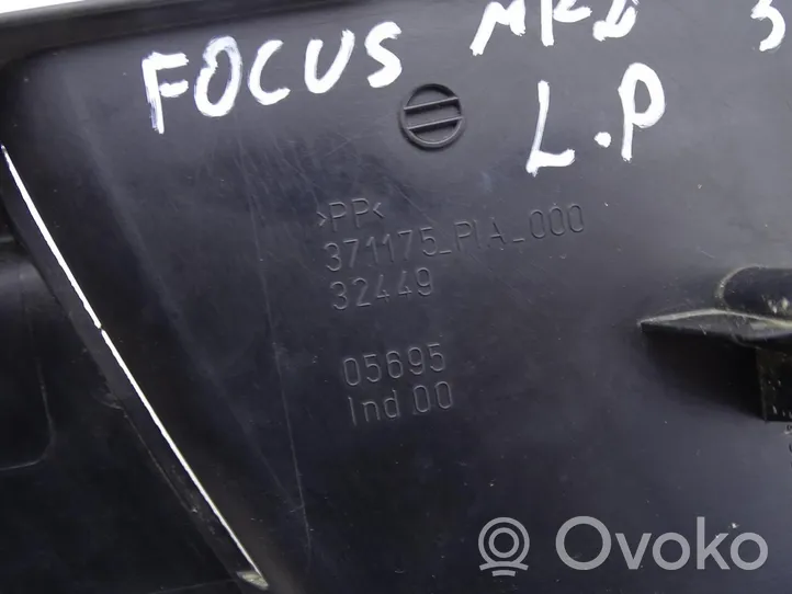 Ford Focus Sedynės apdaila 371175000