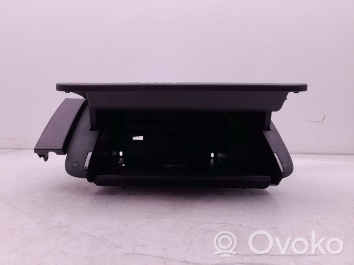 Audi A1 Panel drawer/shelf pad 