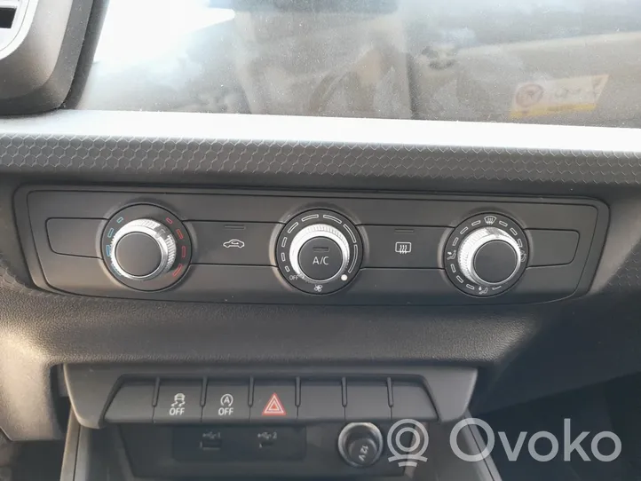 Audi A1 Panel klimatyzacji 