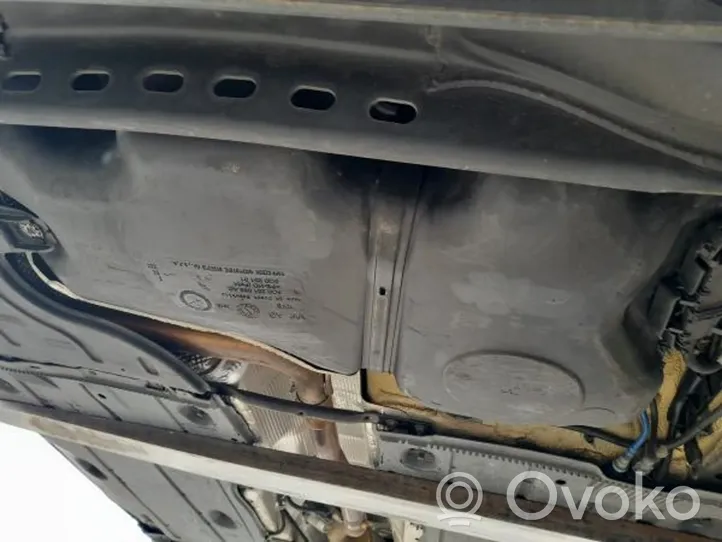 Audi Q2 - Vaso di espansione carburante 