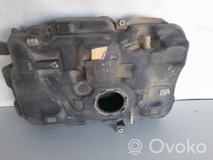 Mercedes-Benz A W176 Vase d'expansion de carburant 