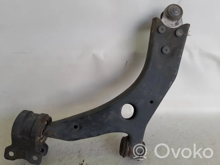 Volvo V50 Triangle bras de suspension inférieur avant 