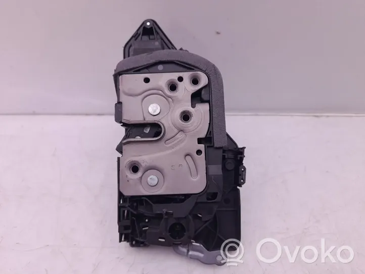 Volvo V60 Priekinė užrakinimo spynelė (prie rankenos) 