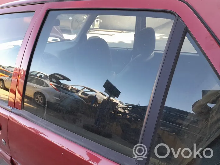 Citroen Saxo Pagrindinis galinių durų stiklas 