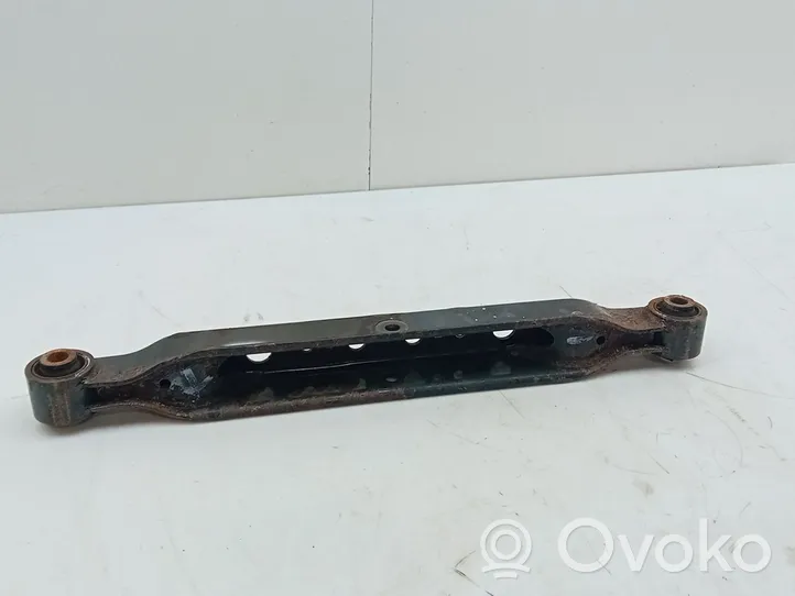 Nissan Qashqai+2 Ammortizzatore posteriore a sospensione pneumatica 