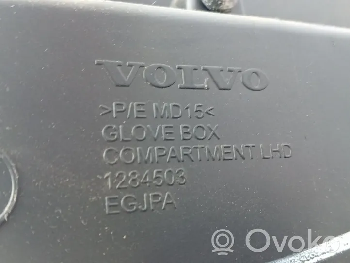 Volvo V40 Cross country Panelės stalčiuko/lentinėlės paklotėlis 