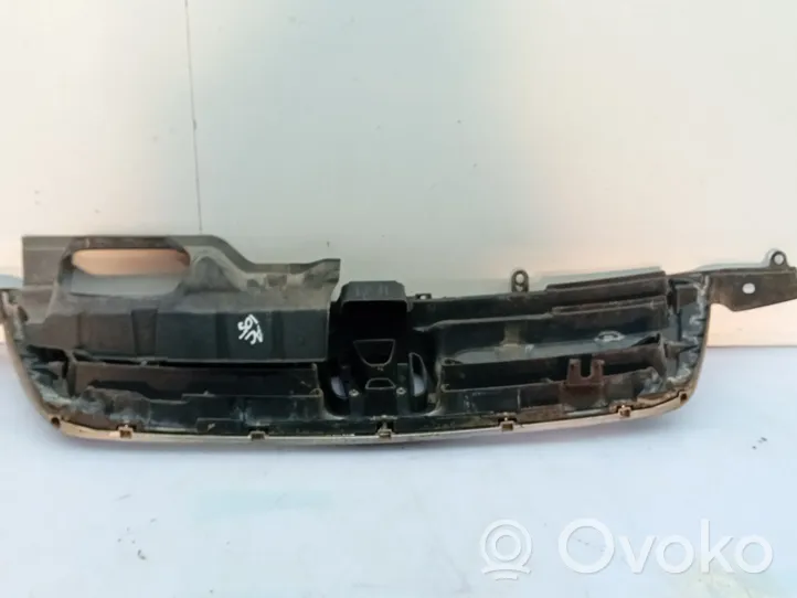 Honda CR-V Front grill 