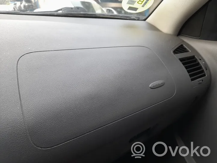 Seat Cordoba (6K) Keleivio oro pagalvė 