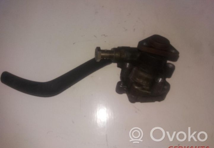 Audi A4 S4 B5 8D Vairo stiprintuvo siurblys 