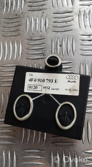 Audi A6 S6 C6 4F Oven keskuslukituksen ohjausyksikön moduuli 