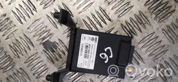 Audi A6 S6 C6 4F Auxiliary heating control unit/module 