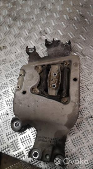 Audi A6 S6 C6 4F Supporto di montaggio scatola del cambio 