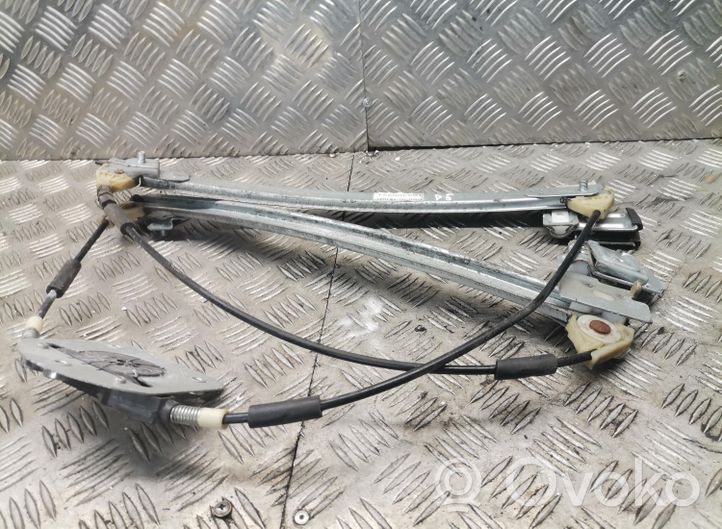 Volkswagen PASSAT B5 Front door manual window regulator 