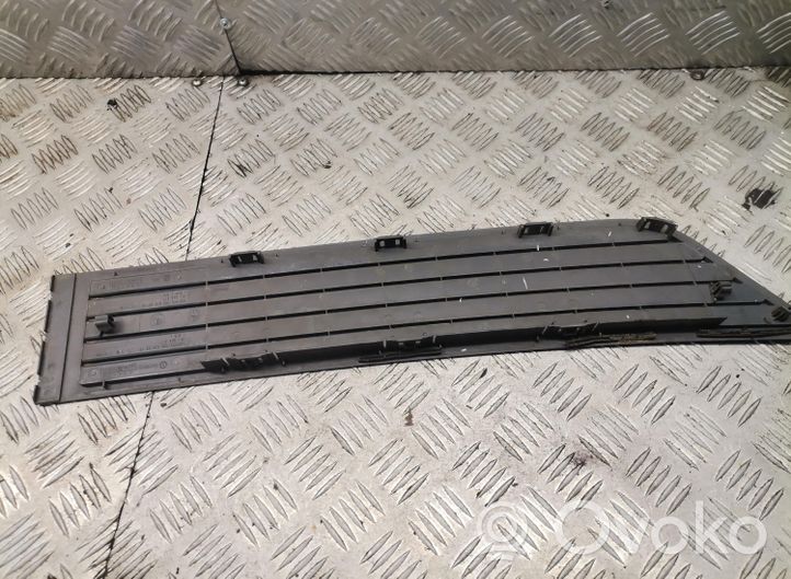 Mercedes-Benz Sprinter W906 Grille calandre de capot 