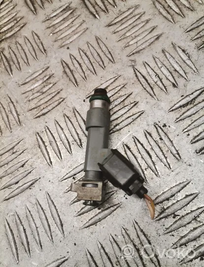 Volvo S80 Fuel injector 