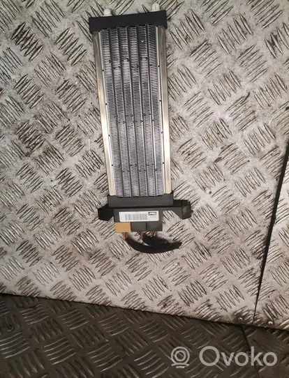 Audi A4 S4 B7 8E 8H Radiateur électrique de chauffage auxiliaire 