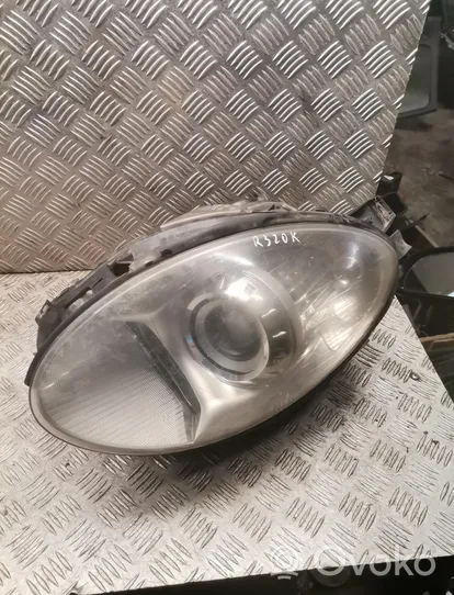 Mercedes-Benz R W251 Lampa przednia 