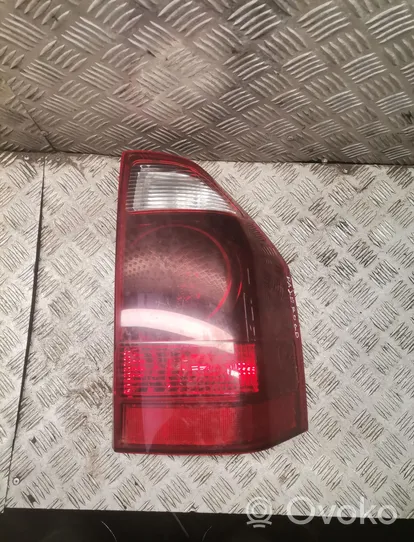 Mitsubishi Pajero Lampa tylna 