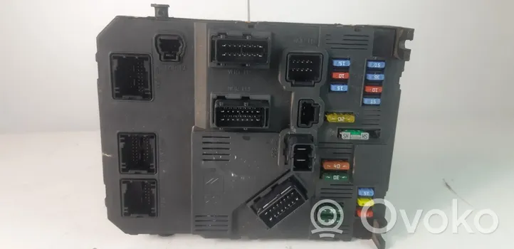 Citroen Xsara Picasso Module de contrôle carrosserie centrale 9652474680