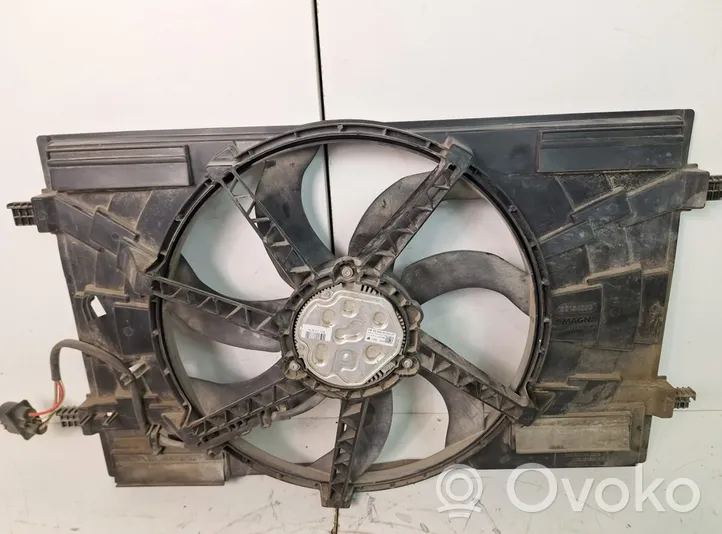 Volkswagen Touran III Ventilateur de refroidissement de radiateur électrique 5Q0121203CP