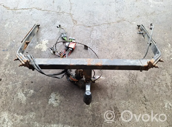 Ford Kuga I Tow bar set 