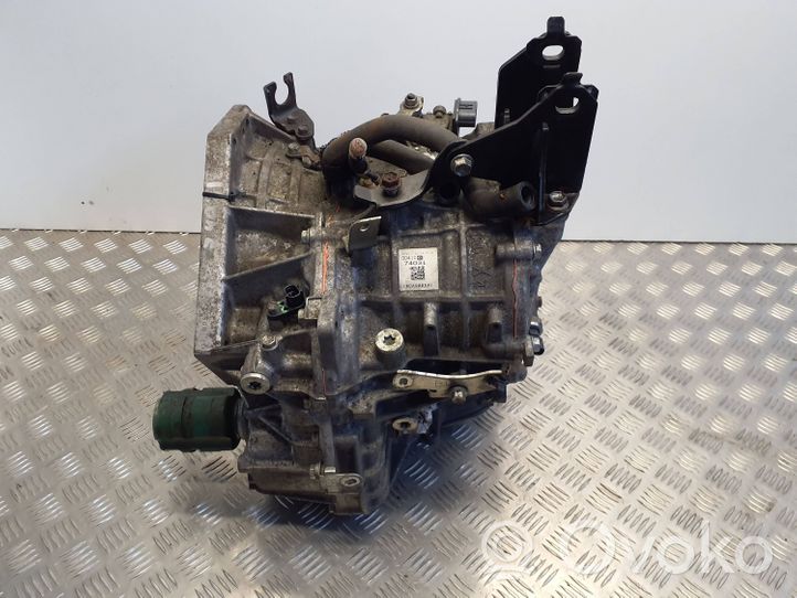 Toyota iQ Automatinė pavarų dėžė 30410