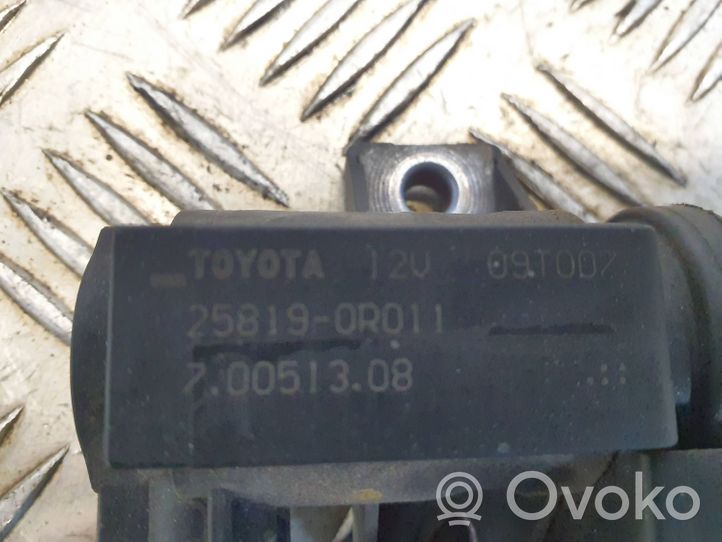 Toyota Avensis T270 Tyhjiöventtiili 