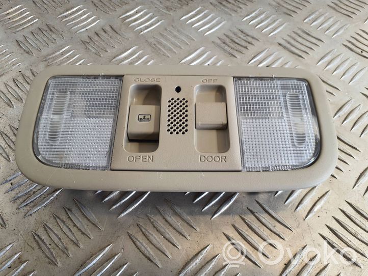 Honda CR-V Front seat light 7290912