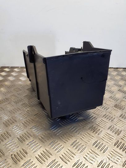 Ford Focus Battery box tray 