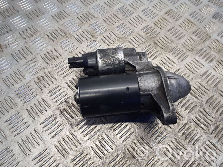 Toyota Yaris Starter motor 281000N010