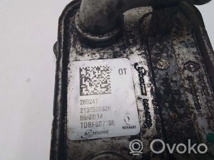 Nissan Qashqai Radiatore dell’olio del motore 213052032R