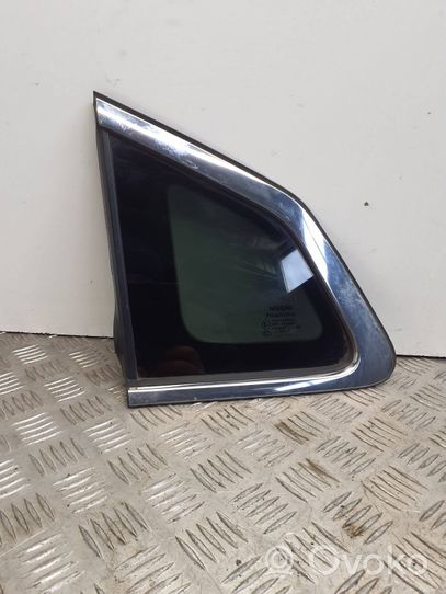 Nissan Qashqai Fenêtre latérale avant / vitre triangulaire 43R001595